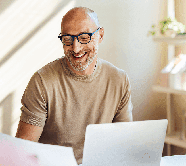 Broker using the BlueZebra portal on a laptop